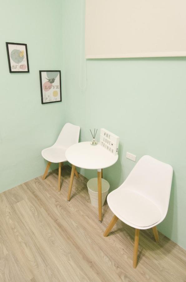 Tt Guesthouse旅人時光民宿 Tainan Bagian luar foto