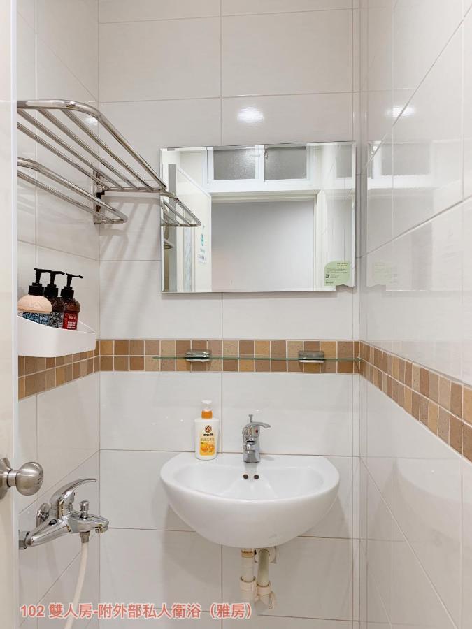 Tt Guesthouse旅人時光民宿 Tainan Bagian luar foto